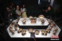 超120件广东艺术精品亮相香港艺术馆